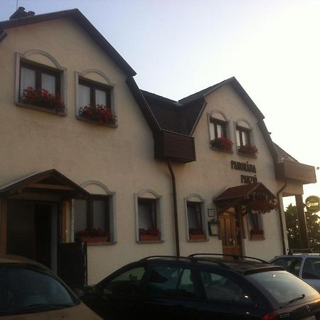 Panorama Panzio Bed and Breakfast Tatabánya Εξωτερικό φωτογραφία